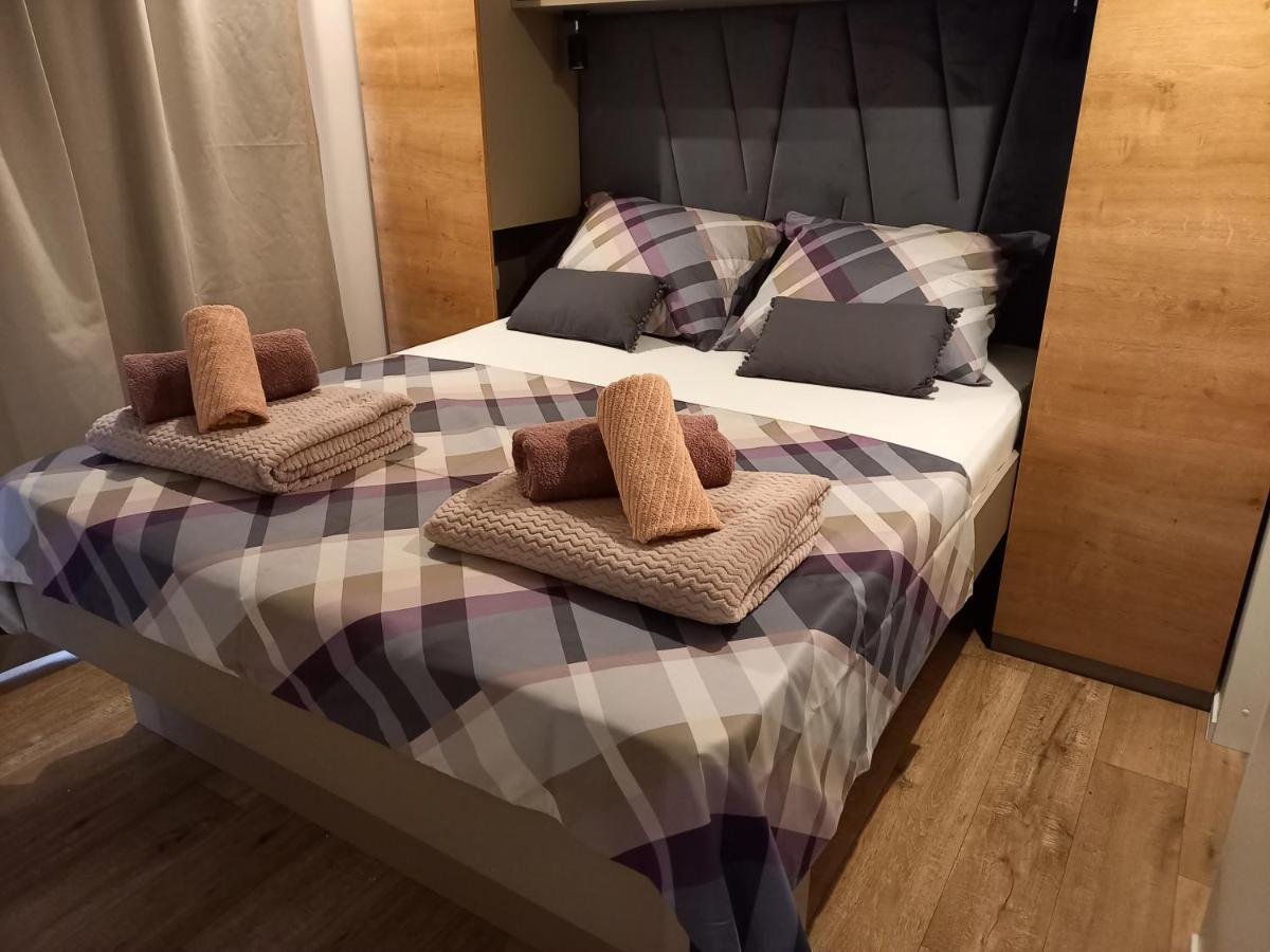 ביוגראד נה מורו Mobile Home Agava 2 מראה חיצוני תמונה