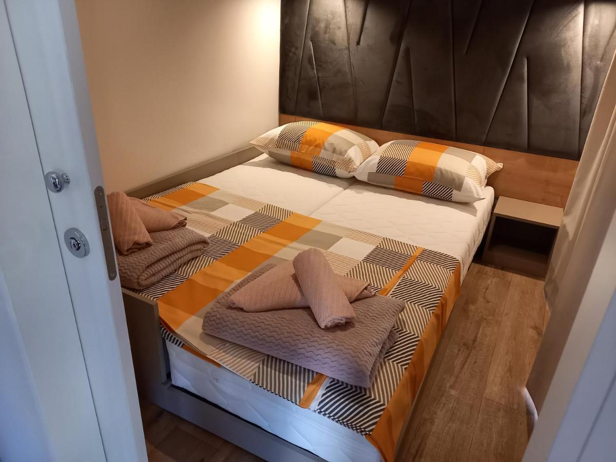 ביוגראד נה מורו Mobile Home Agava 2 מראה חיצוני תמונה